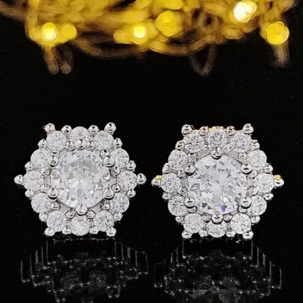 EARRINGS, Elegant Round Cut